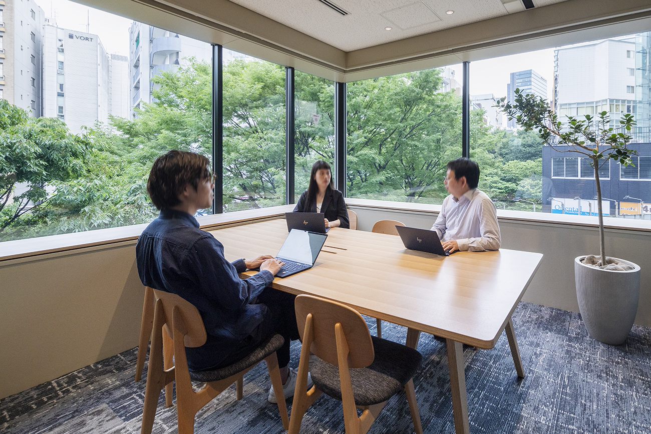 会議室（6名用）